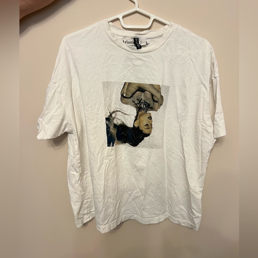 Ariana Grande Graphic Tee